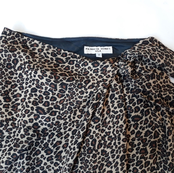 Patricia Jones USA Leopard Skirt - Picture 3 of 3